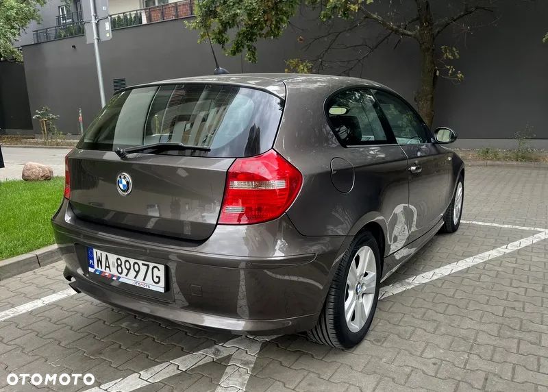 BMW Seria 1 116i Edition Sport - 11