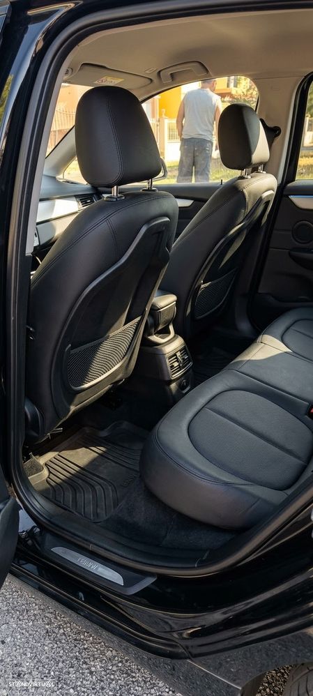 BMW 218 - 8