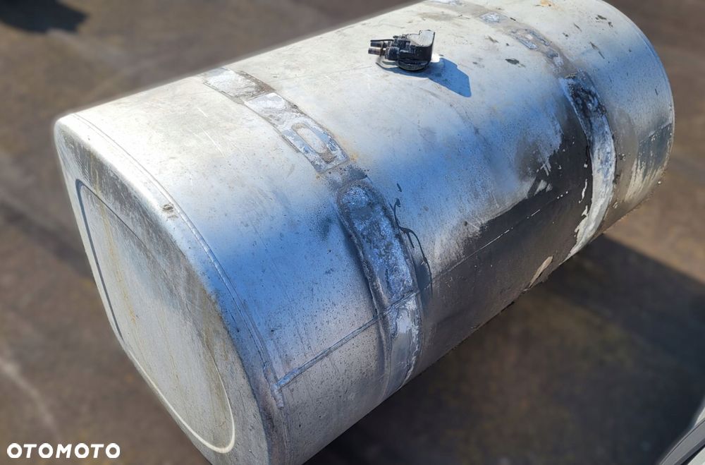 ZBIORNIK PALIWA VOLVO FH / RENAULT GAMA T 20503508 530L - 4