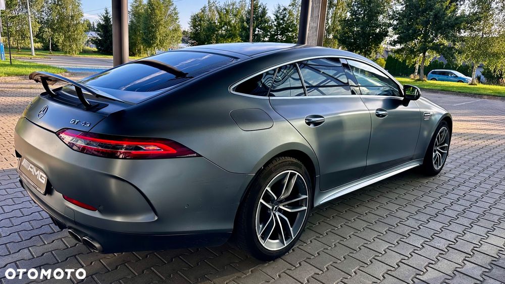 Mercedes-Benz AMG GT 43 4-Matic+ - 13