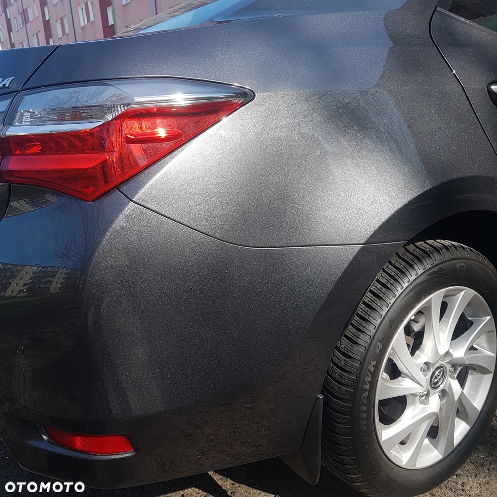 Toyota Corolla 1.6 Classic Plus - 23