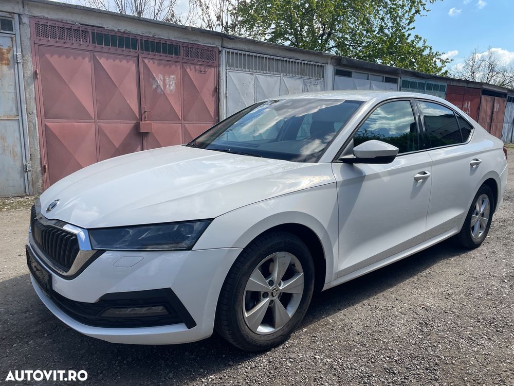 Skoda Octavia 2.0 TDI DSG Ambition - 2