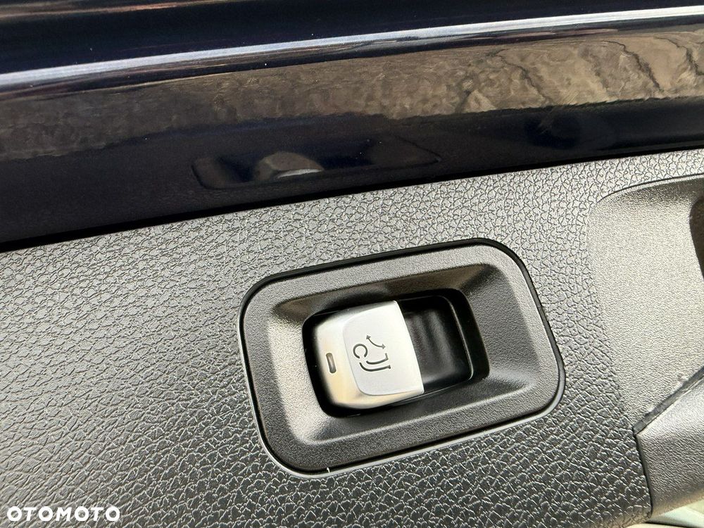 Mercedes-Benz Klasa E - 30