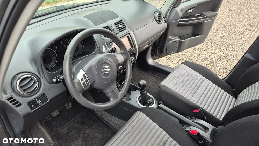 Suzuki SX4 1.6 VVT Streetline 4x2 Club - 13