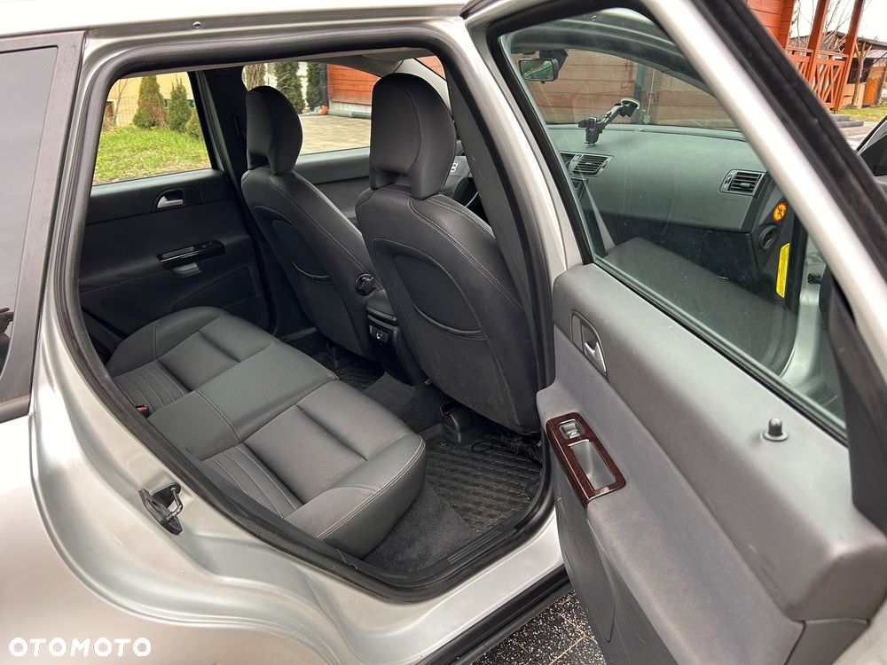 Volvo V50 1.8 Kinetic - 10