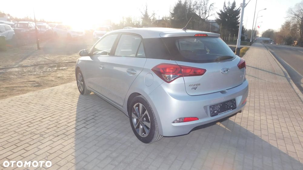 Hyundai i20 1.2 Classic Plus - 2