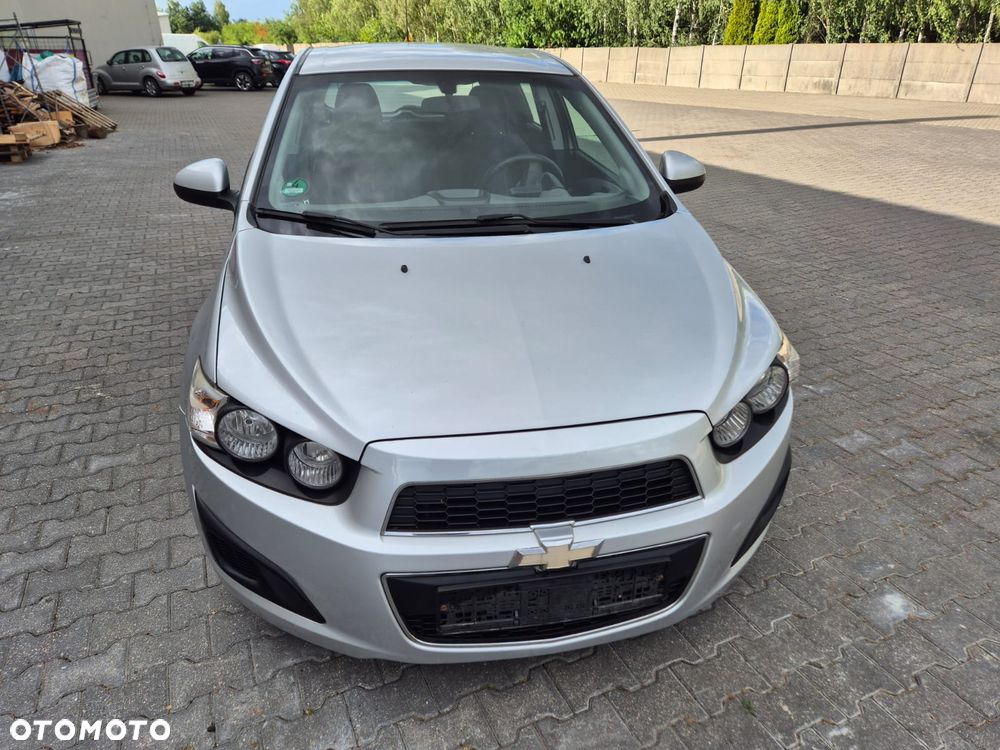 Chevrolet Aveo - 13
