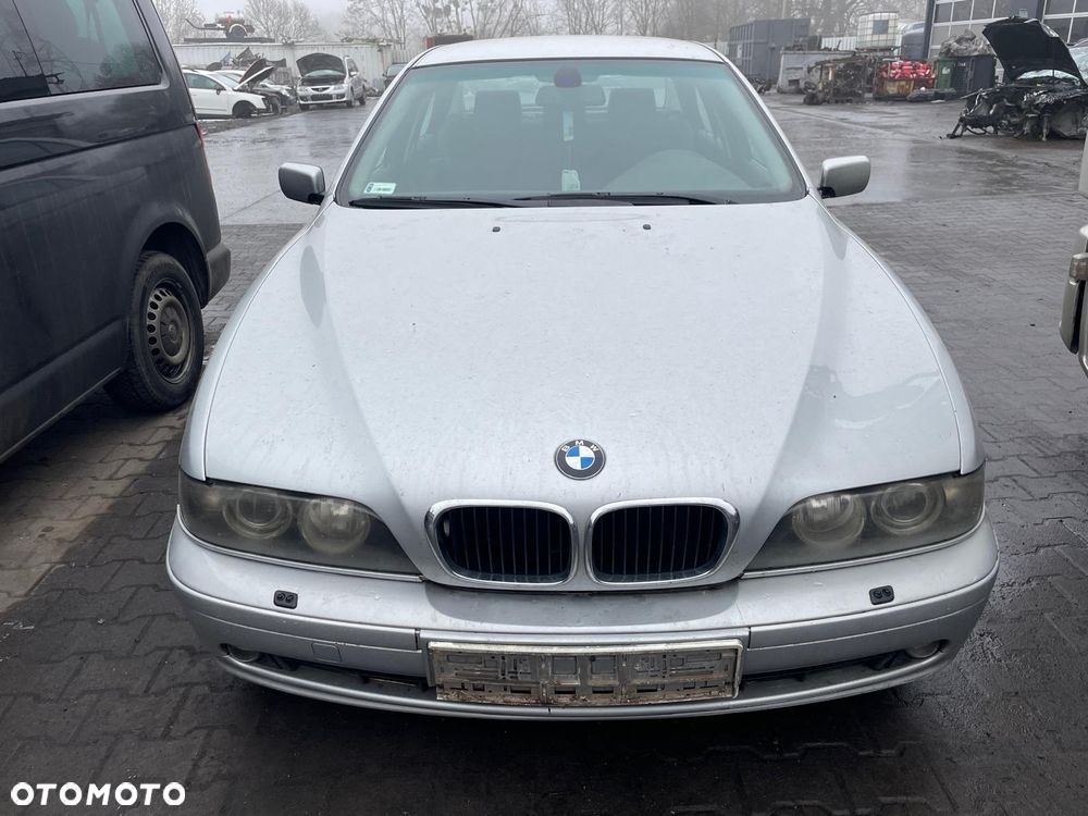BMW 5 E39 Auto na części Kolor: TITANSILBER METALLIC (354) - 1