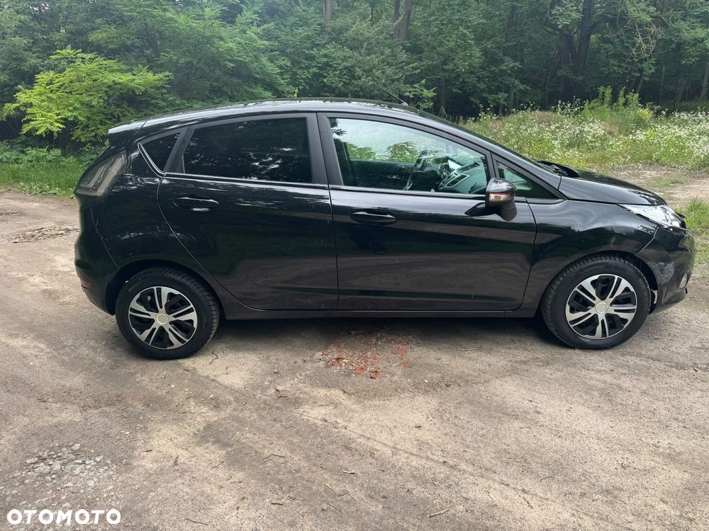 Ford Fiesta 1.25 Champions Edition - 8