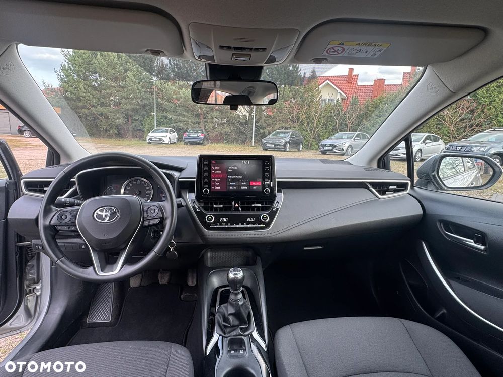 Toyota Corolla 1.5 Comfort - 24