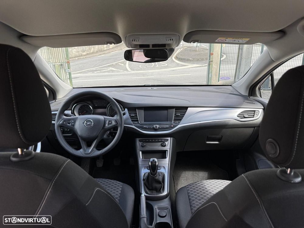Opel Astra - 34