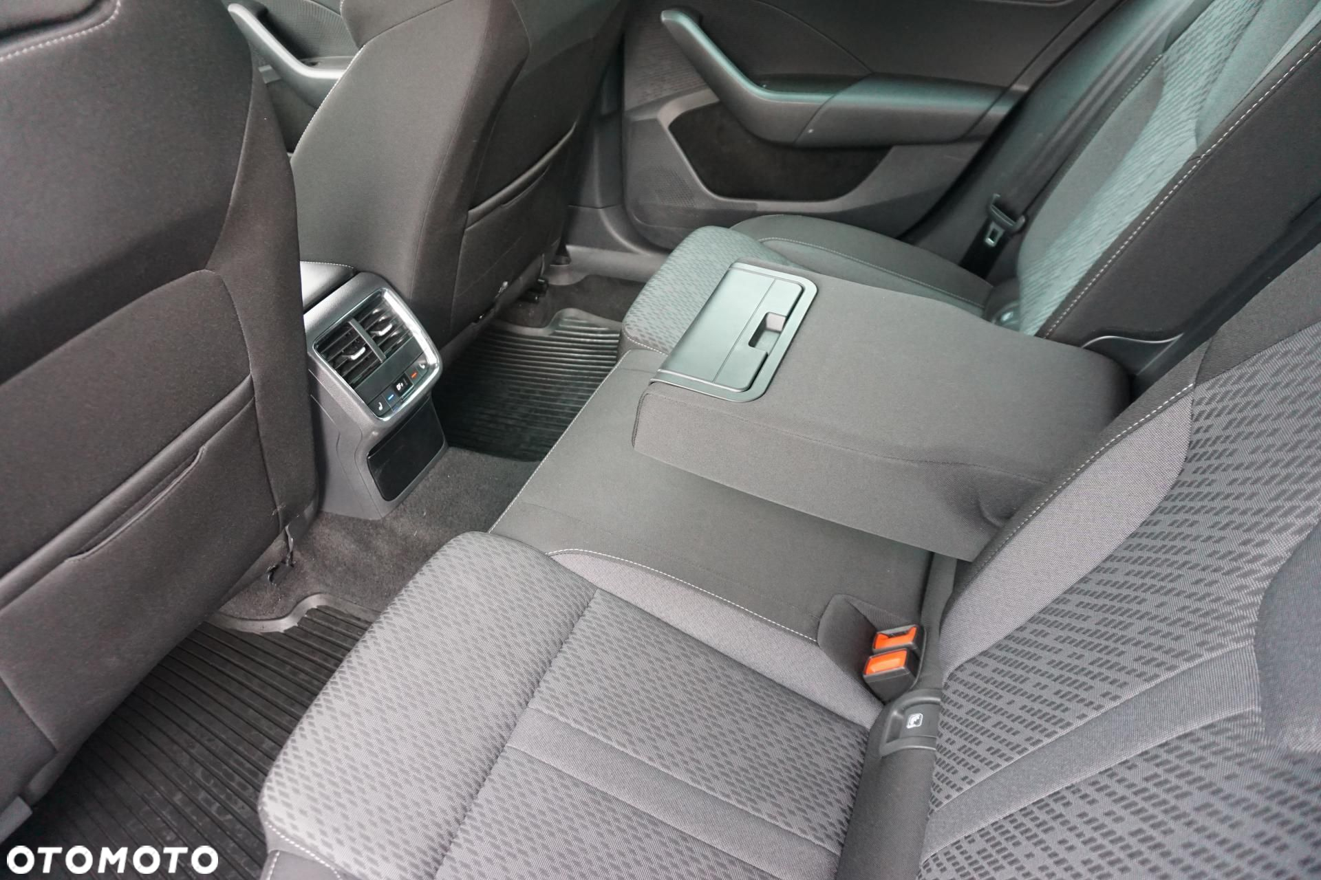 Skoda Octavia - 11