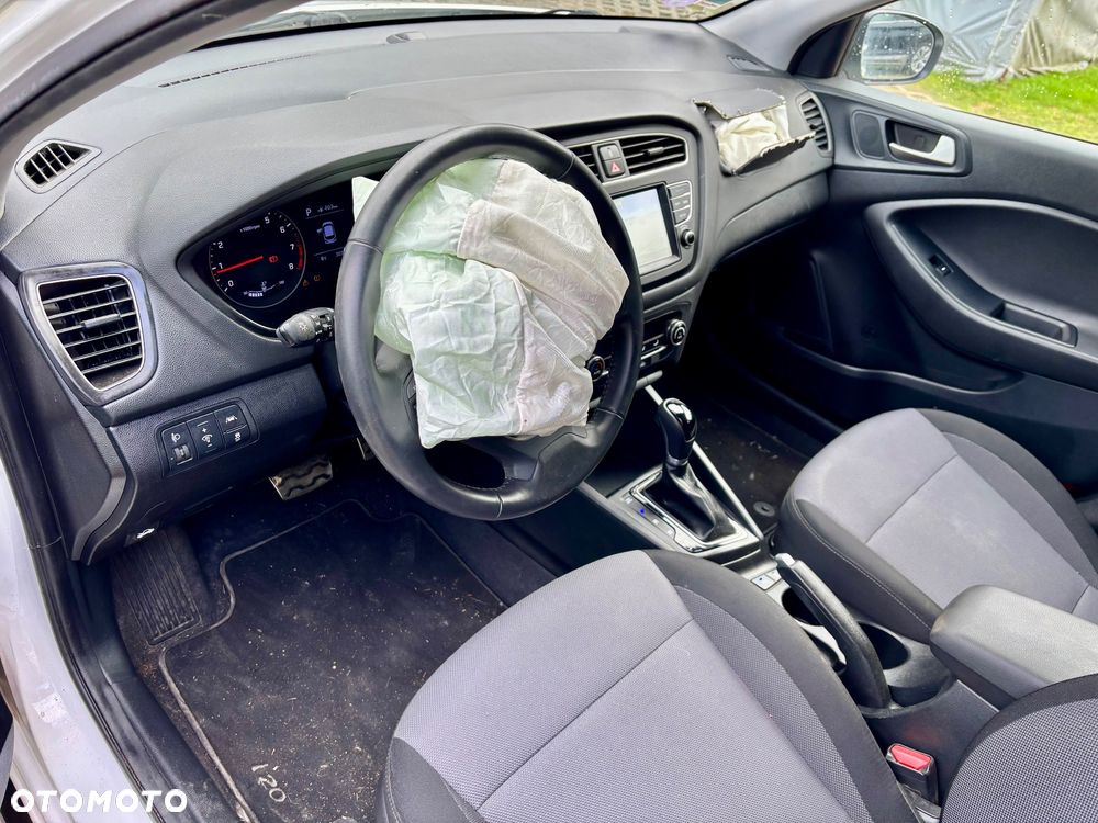 Hyundai i20 - 14