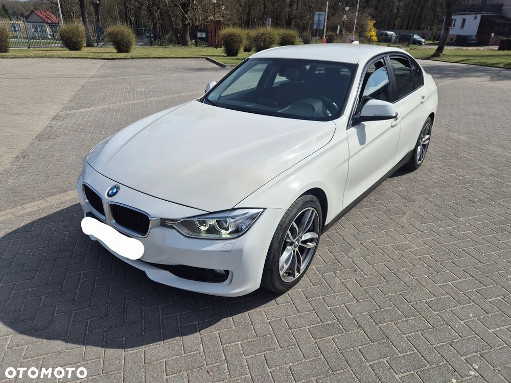 BMW Seria 3 316i - 8