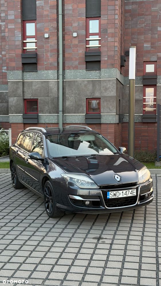 Renault Laguna 2.0 dCi Tech Run - 17