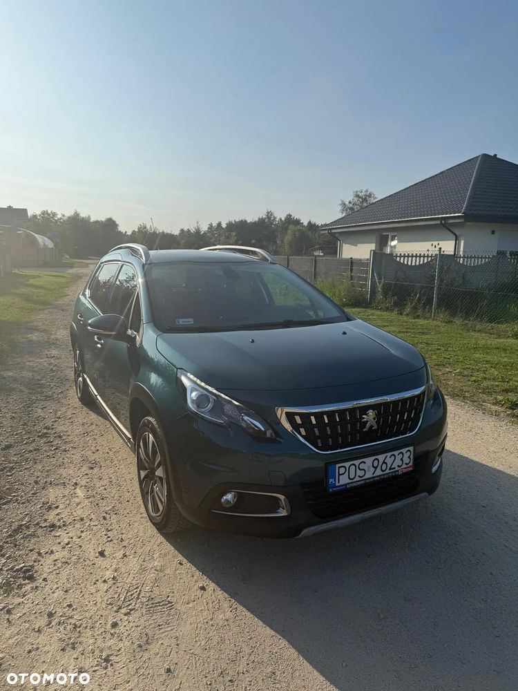 Peugeot 2008 1.2 Pure Tech Allure S&S EAT6 - 3