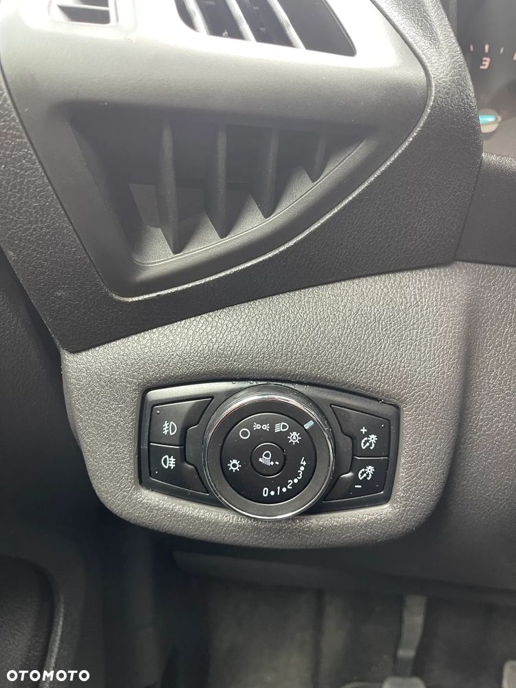 Ford Tourneo Connect Gr 1.5 TDCi Titanium - 19