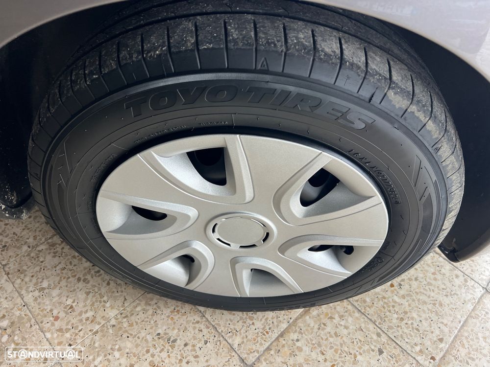 Renault Clio dCi 90 Dynamique - 18