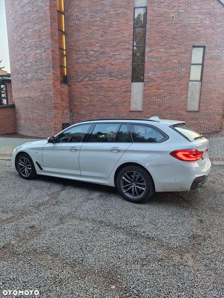 BMW Seria 5 520d - 39