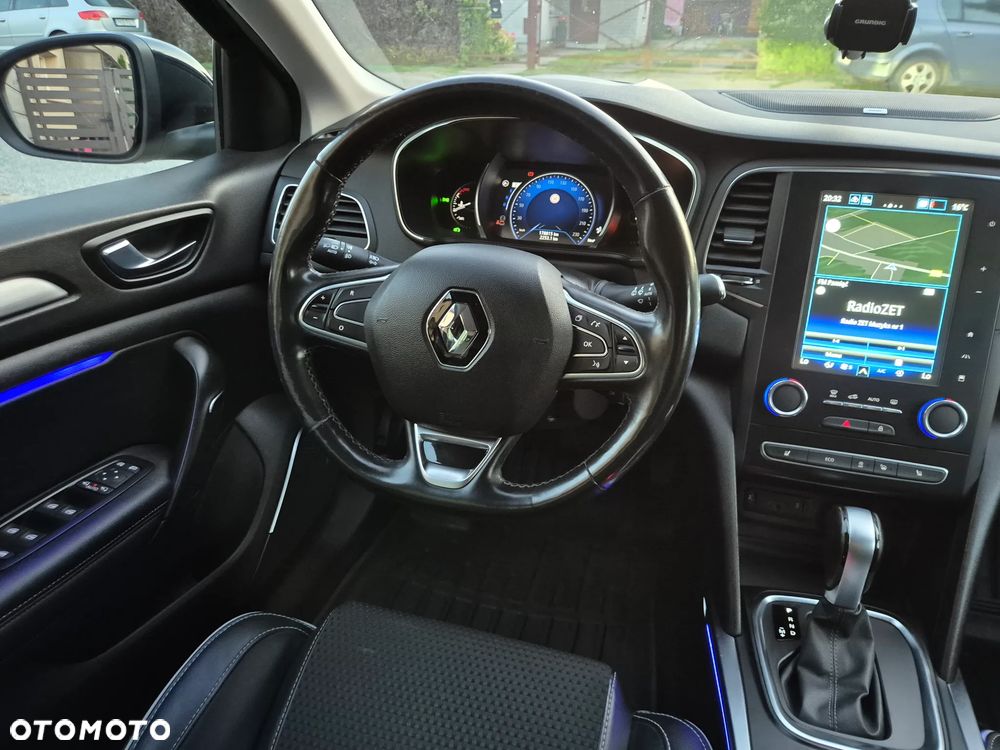 Renault Megane BLUE dCi 150 EDC BOSE EDITION - 6