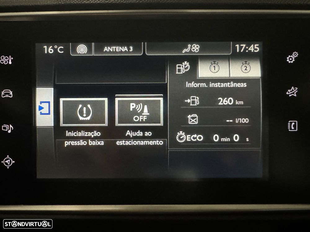 Peugeot 308 1.6 e-HDi Active J17 - 25