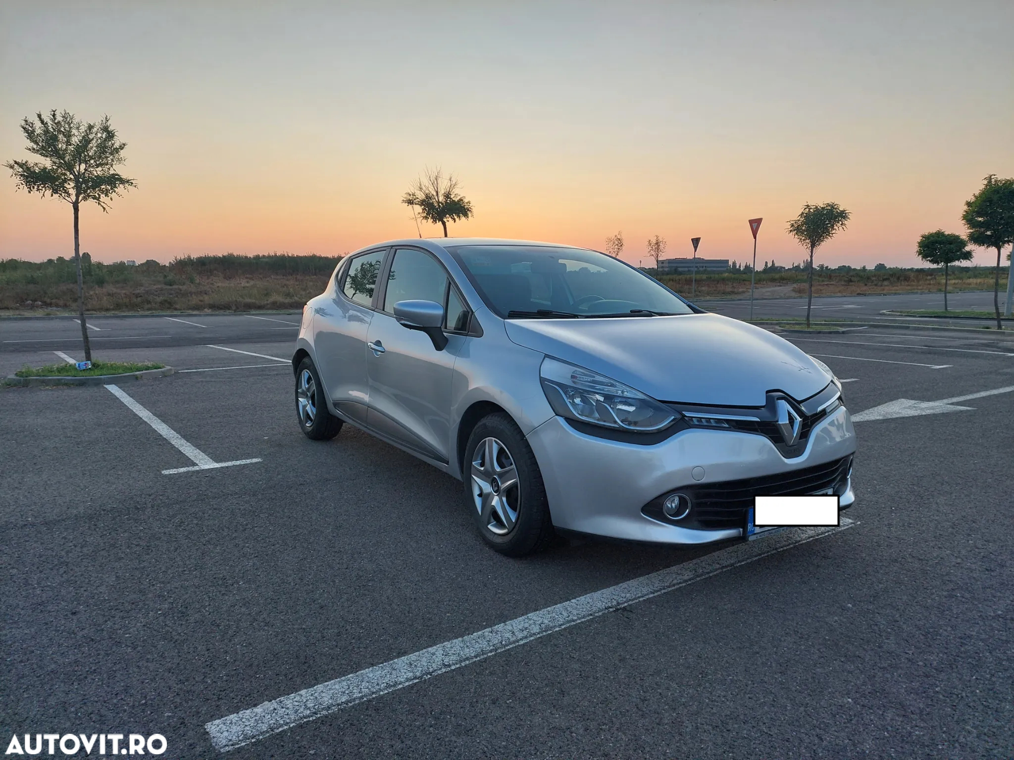 Renault Clio IV 1.5 dCi 75 Dynamique - 3