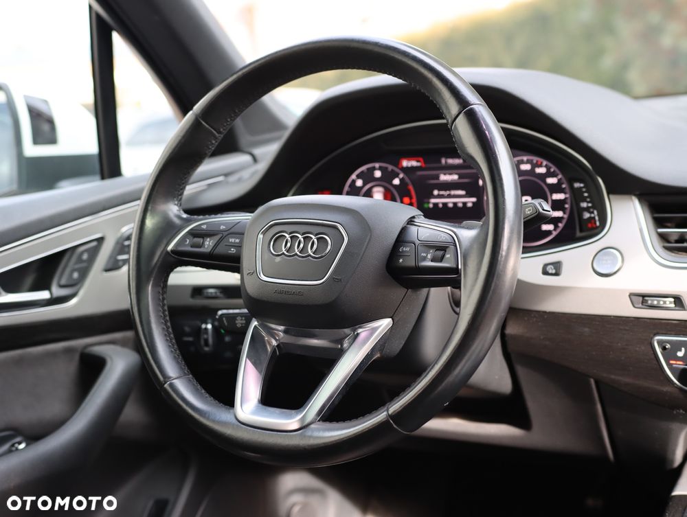 Audi Q7 - 28