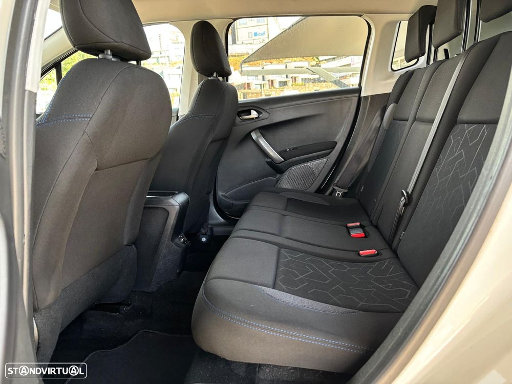 Peugeot 2008 1.2 PureTech Style - 7