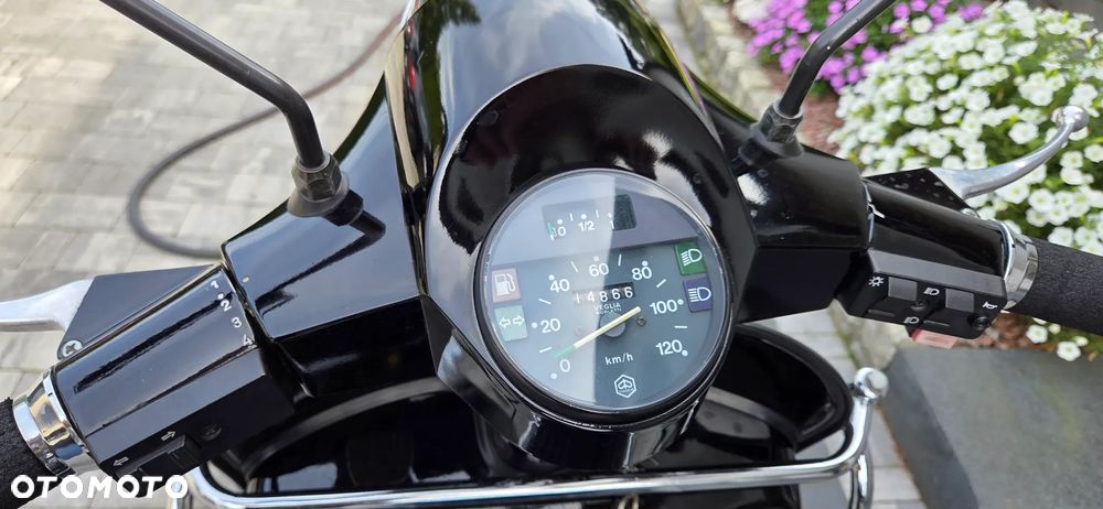 Vespa PX - 9