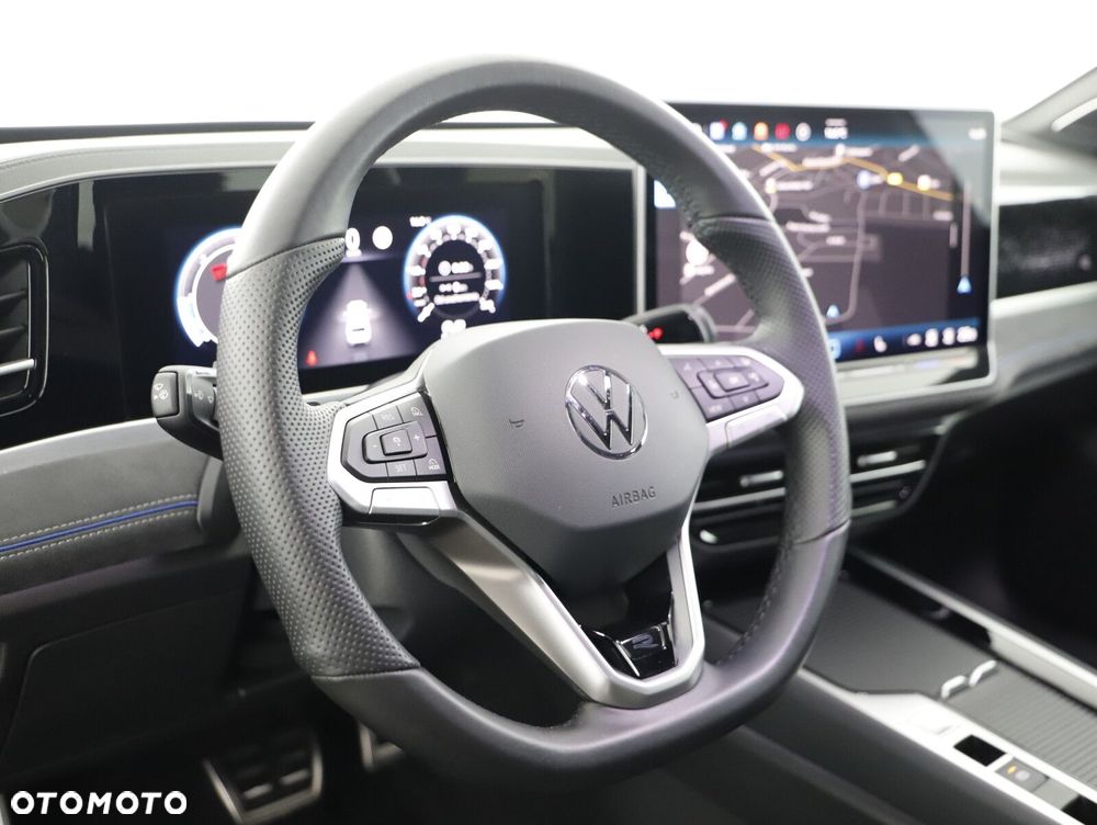 Volkswagen Passat - 14