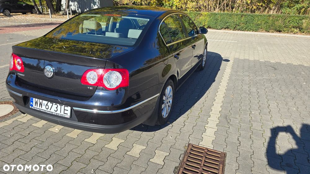 Volkswagen Passat - 3
