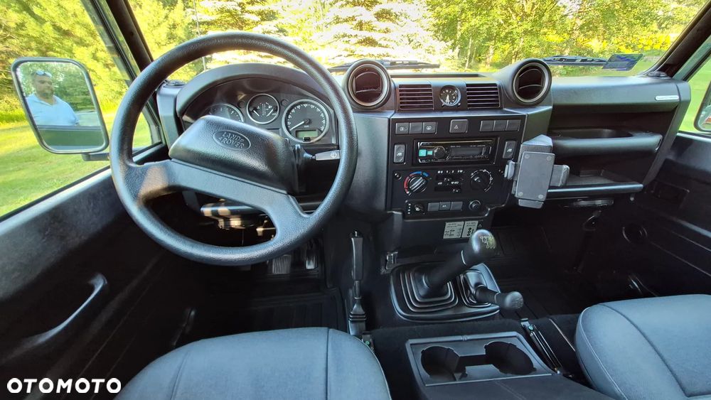 Land Rover Defender 2.2 TD4 E - 21