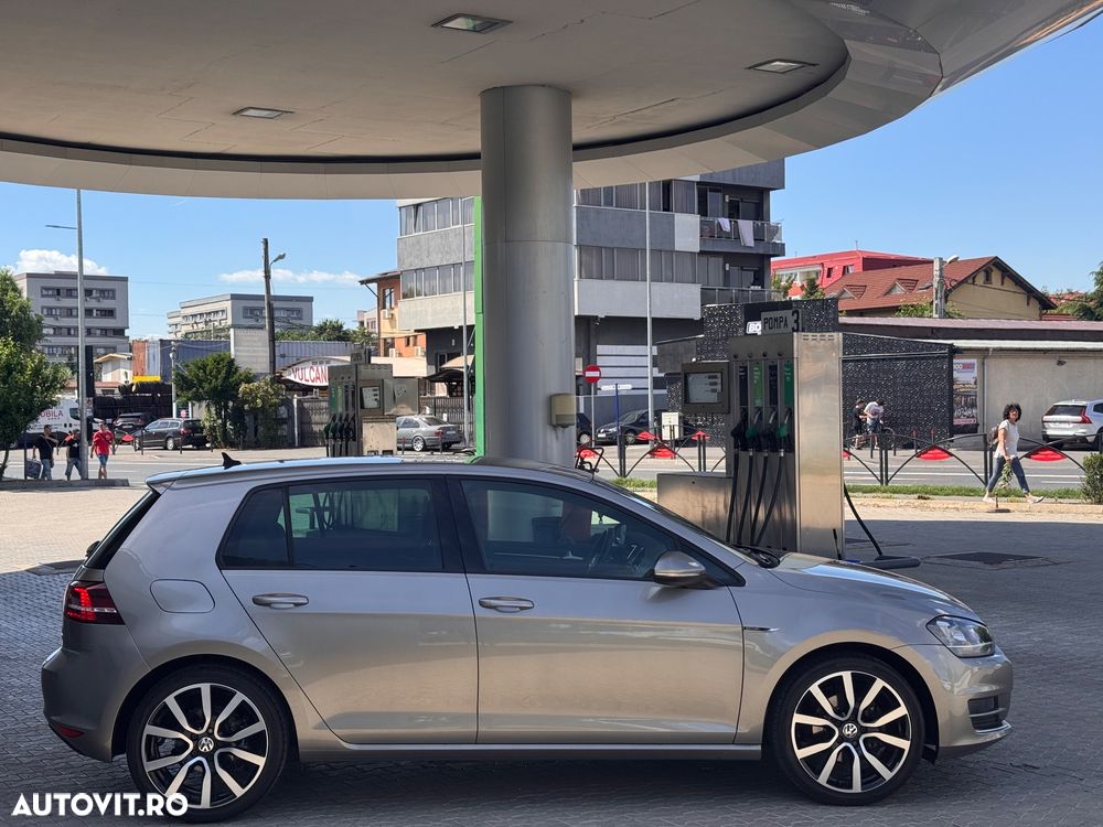 Volkswagen Golf 1.4 TSI BlueMotion Technology Cup - 8