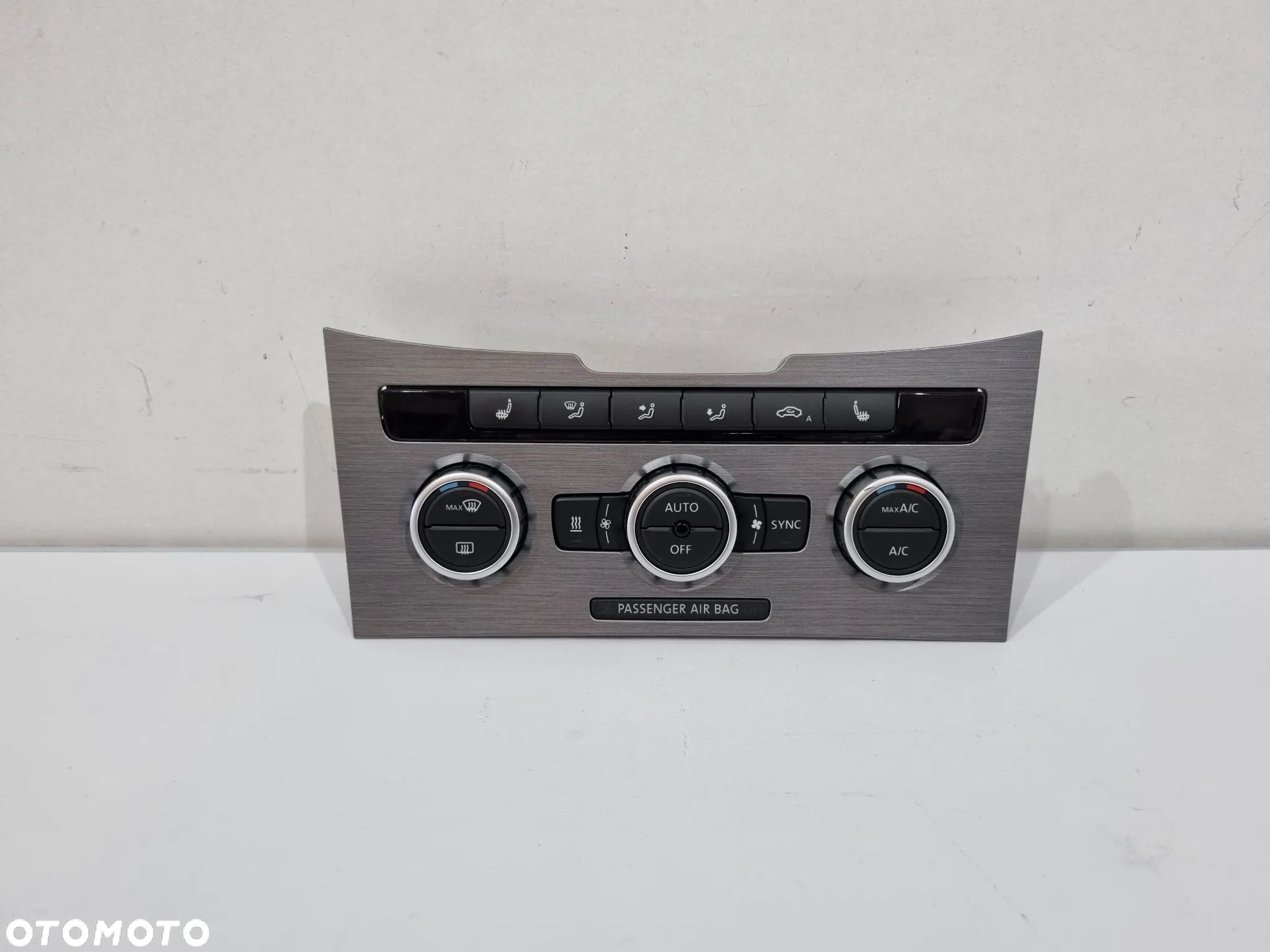VW PASSAT B7 PANEL STEROWANIA NAWIEWU PANEL KLIMATYZACJI 3AA907044BD - 1