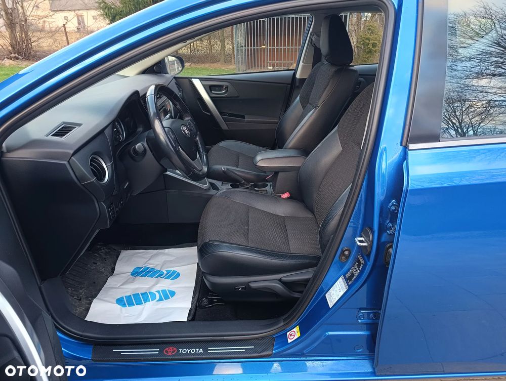 Toyota Auris 1.8 HSD Prestige NAVI - 11