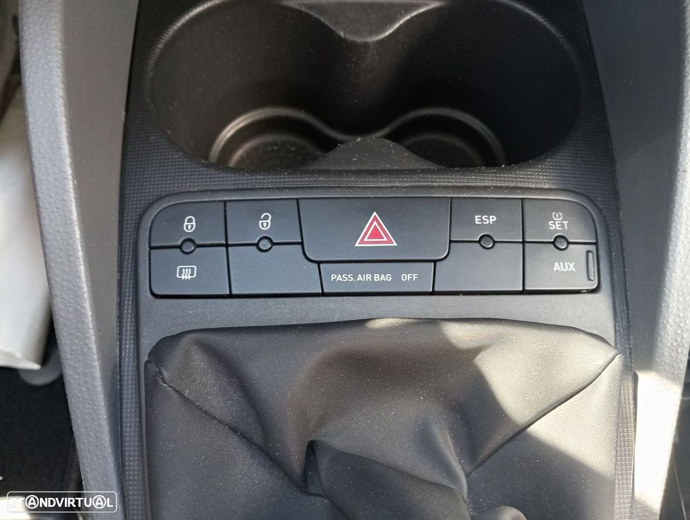 SEAT Ibiza 1.4 16V Stylance - 10