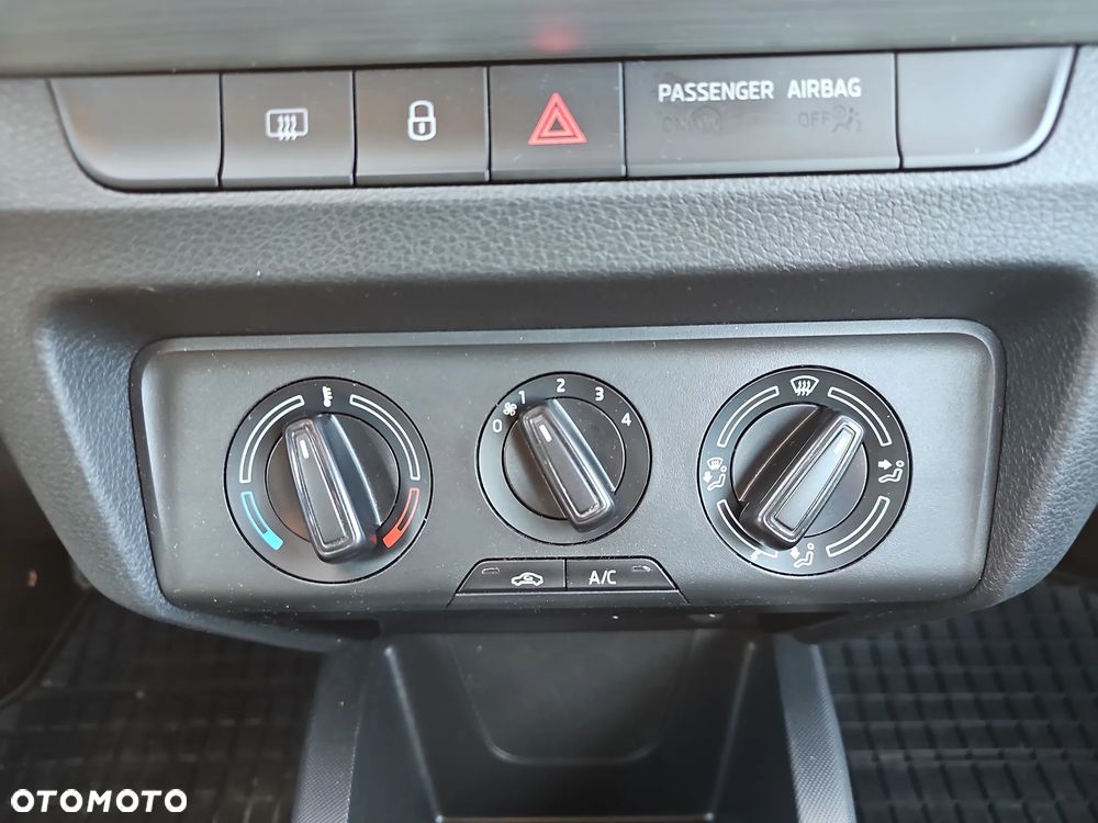 Skoda Fabia 1.0 TSI Ambition - 19