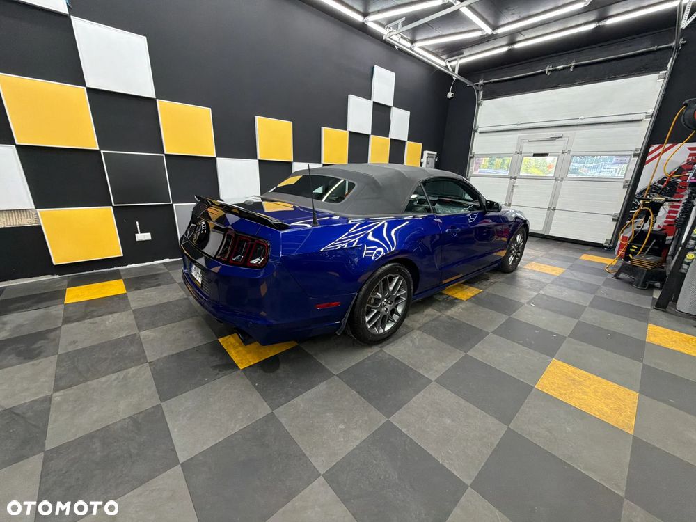 Ford Mustang 3.7 V6 - 25