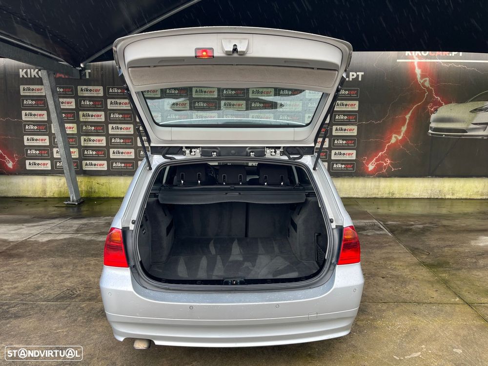 BMW 320 d EfficientDynamics - 8