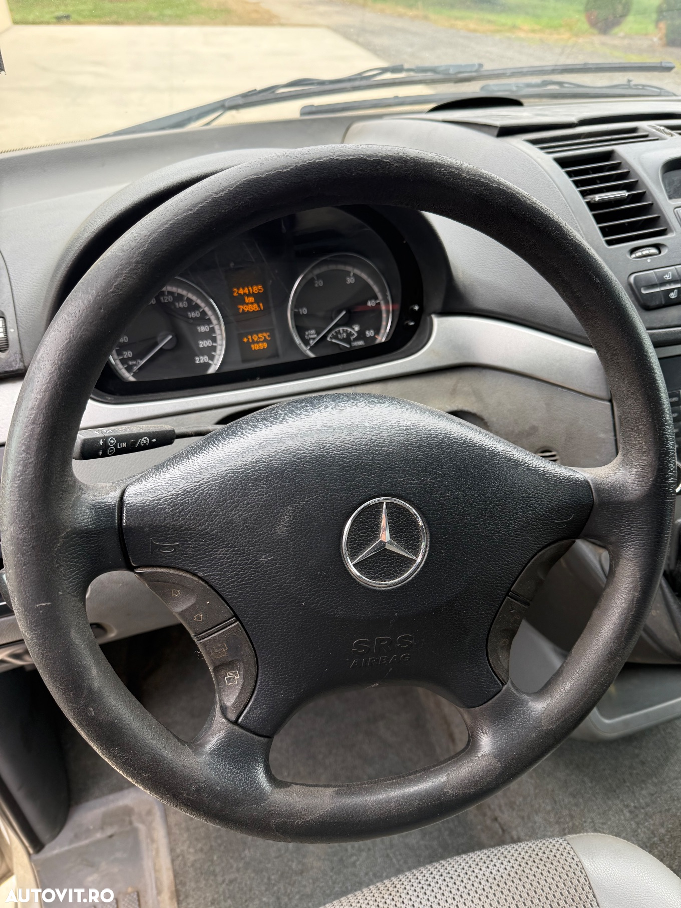 Mercedes-Benz Viano - 10