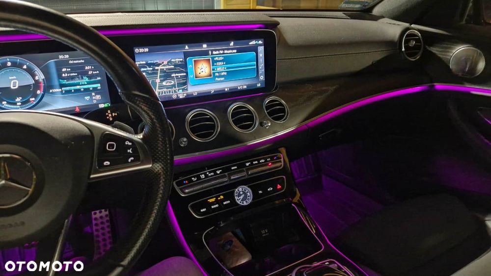 Mercedes-Benz Klasa E 220 d 9G-TRONIC - 32