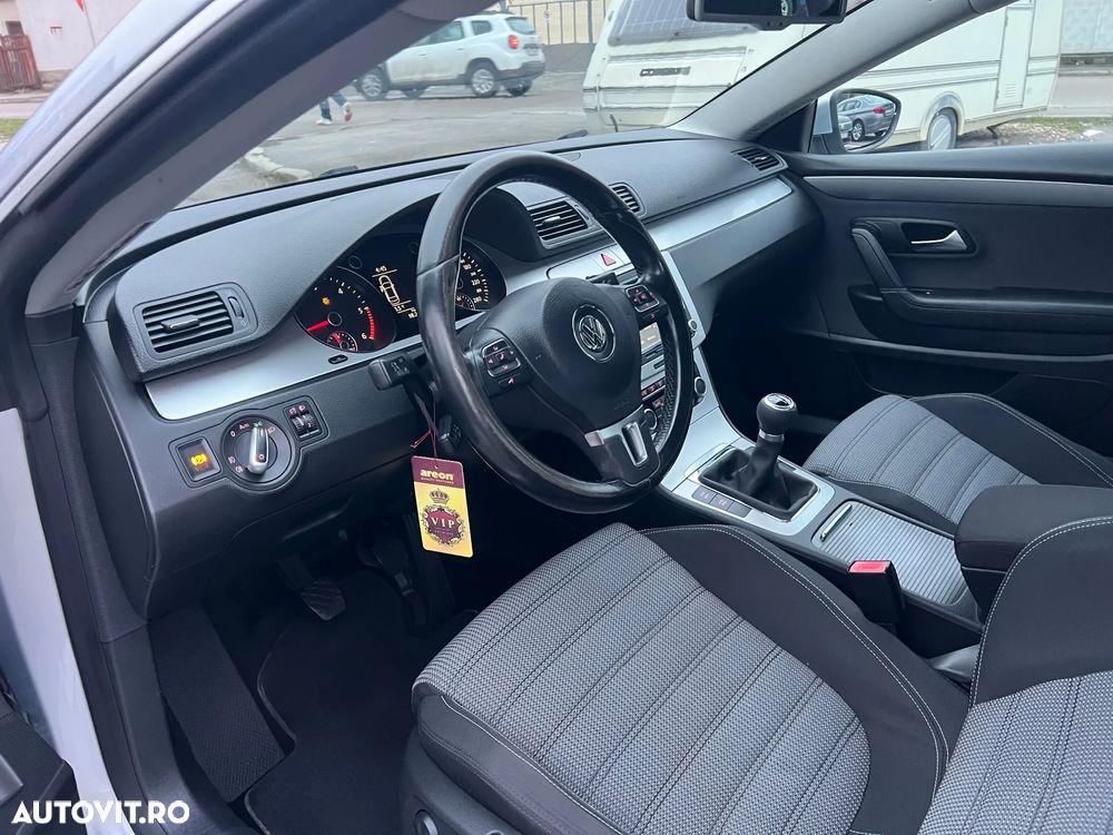 Volkswagen Passat CC 2.0 TDI - 18