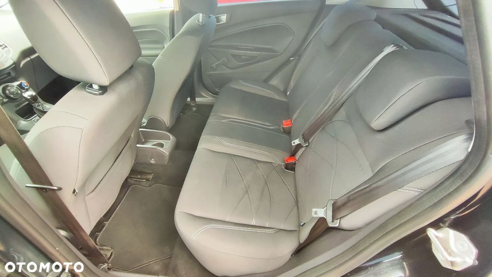 Ford Fiesta 1.25 Champions Edition - 9