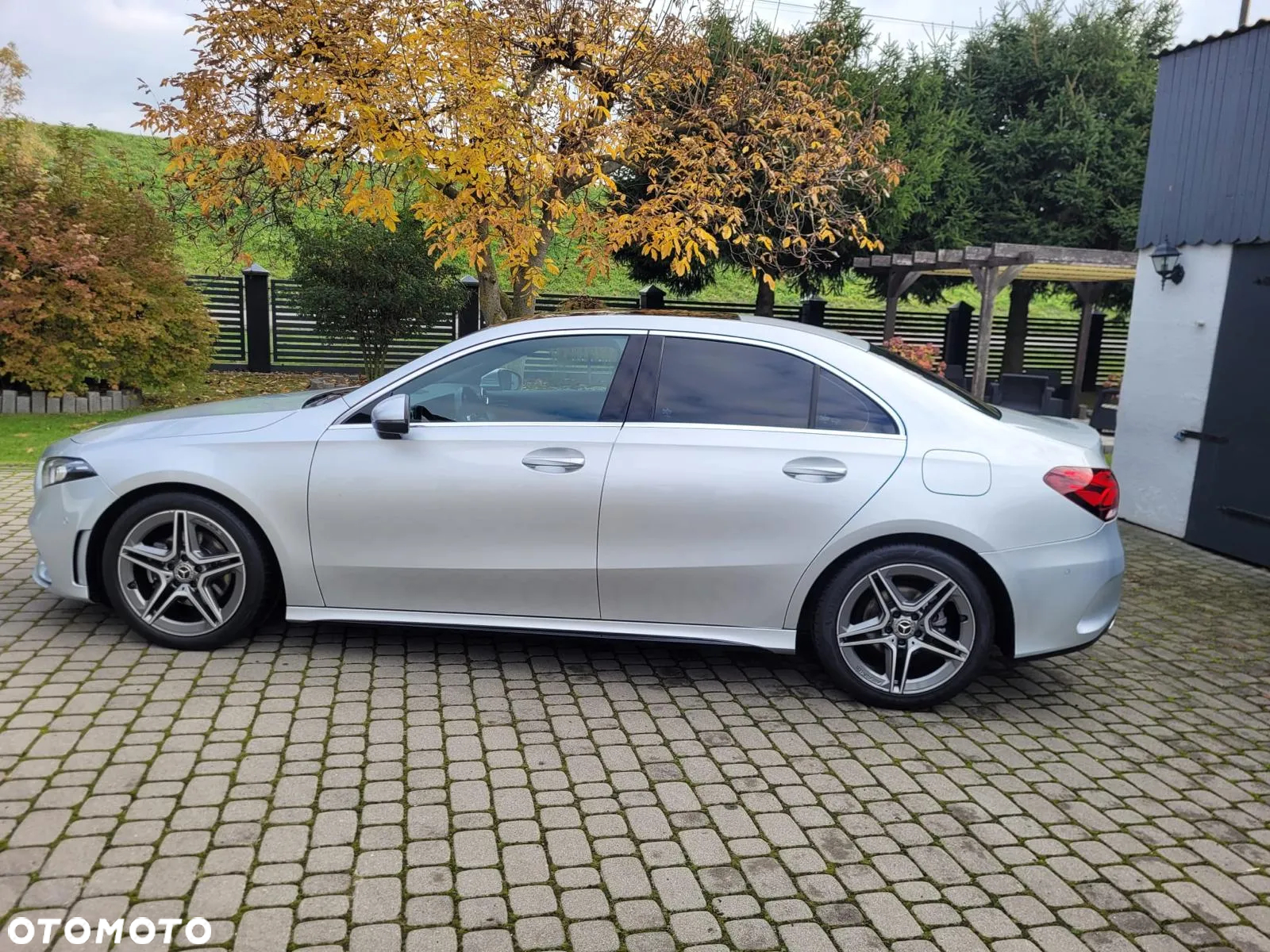 Mercedes-Benz Klasa A 180 d AMG Line 7G-DCT - 5