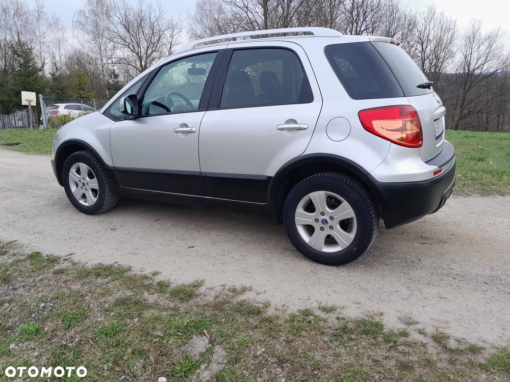 Fiat Sedici 2.0 Multijet DPF 4x4 Lounge - 5