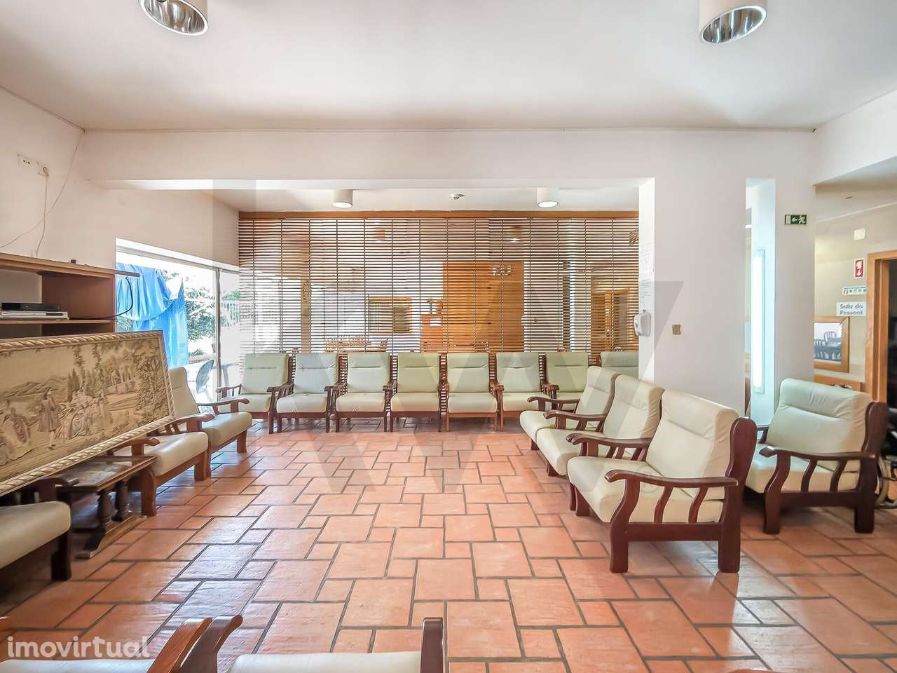 Oportunidade Única de Investimento: Edifício Versátil em Alter do Chão - Grande imagem: 3/29