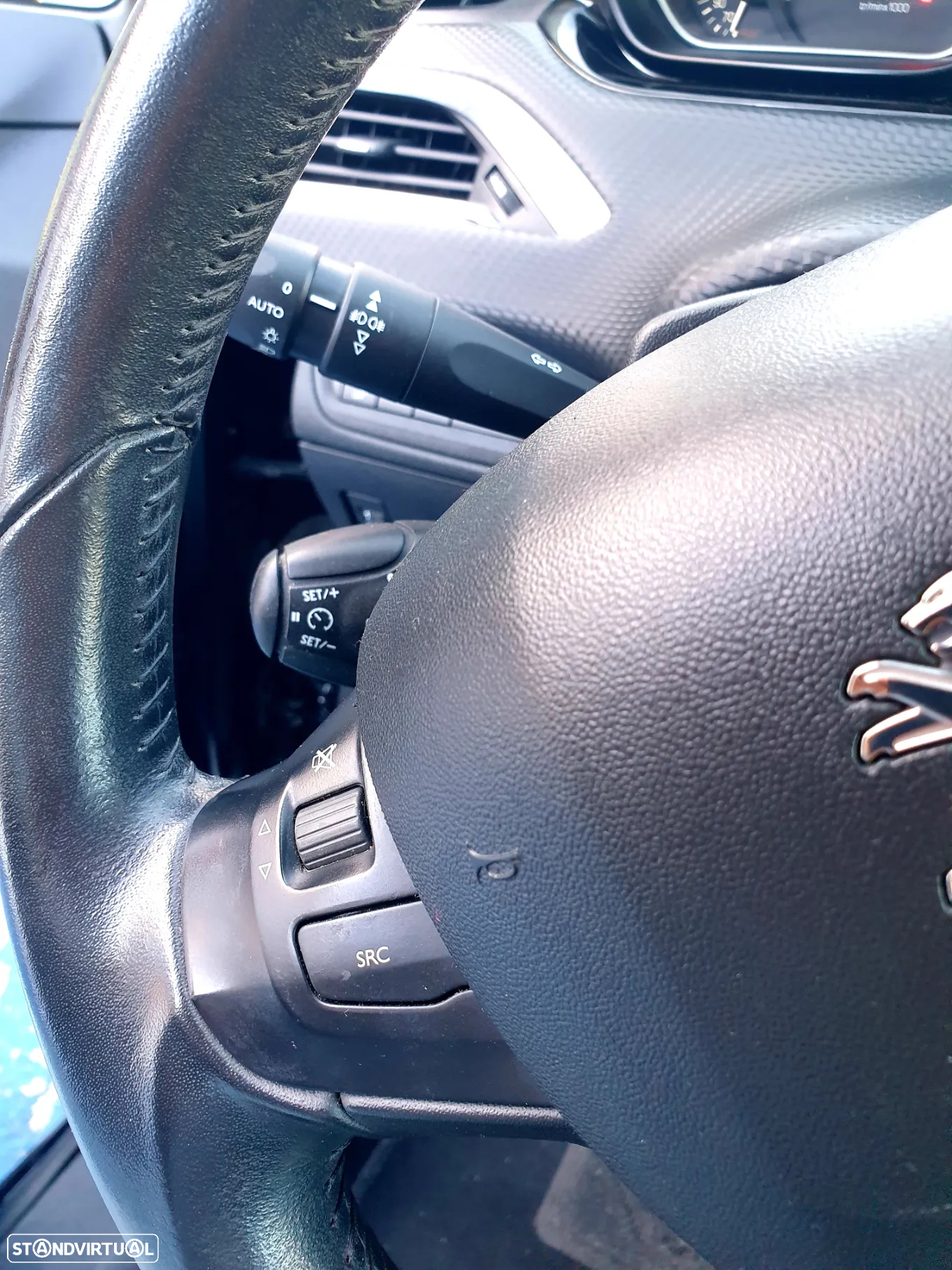 Peugeot 208 1.6 BlueHDi Style - 7