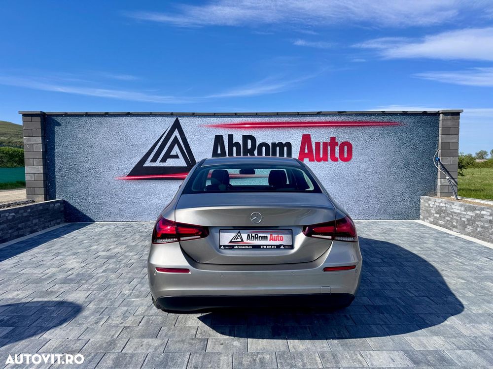 Mercedes-Benz A 180 d 7G-DCT - 31