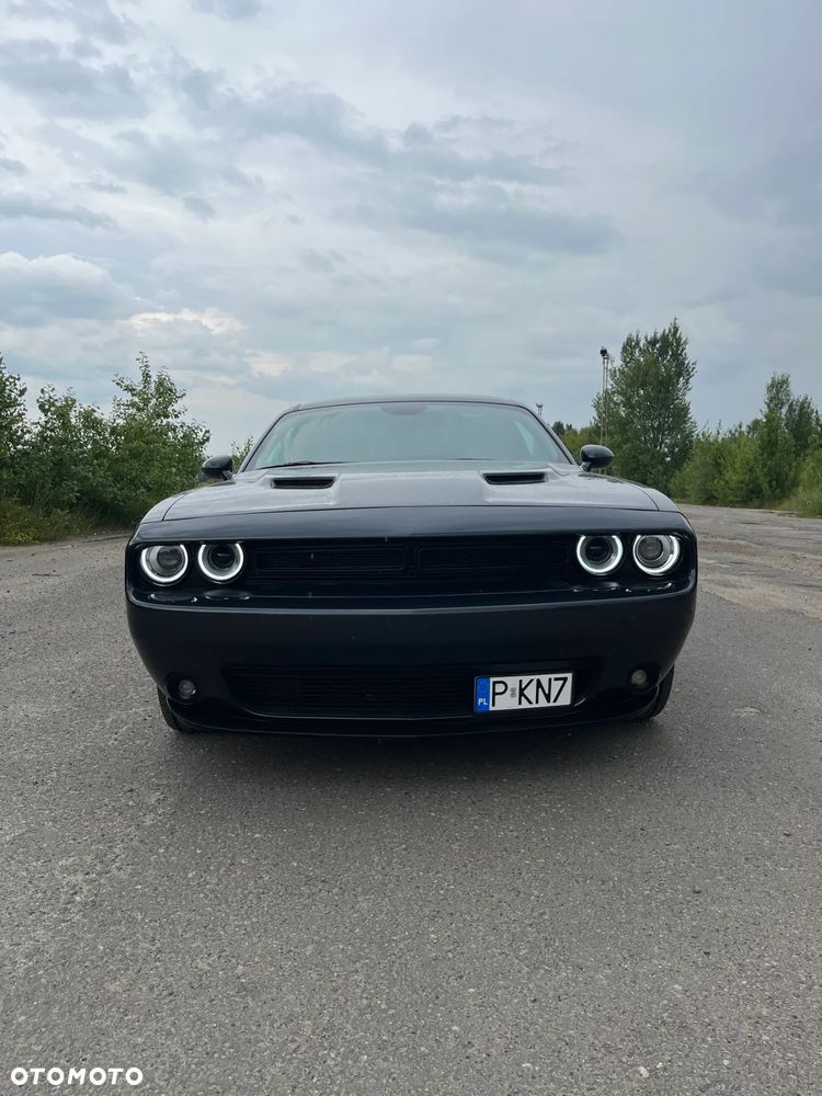 Dodge Challenger 3.6 SXT Plus - 9