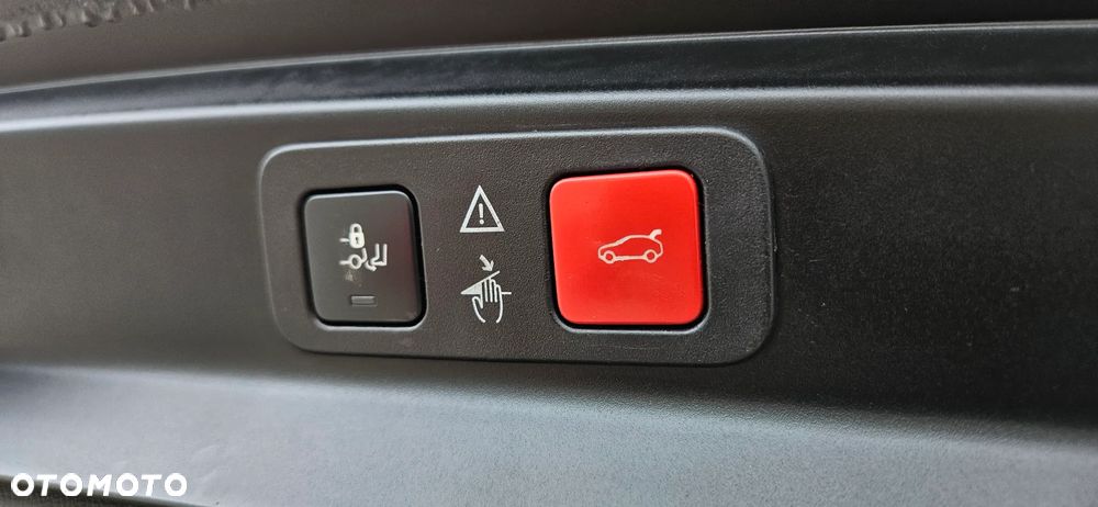 Peugeot 5008 - 25